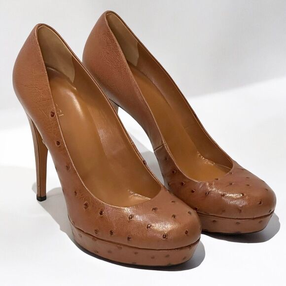 GUCCI Ostrich Leather Heels Brown Pumps Size 38 US 8 w/Dust Bags, Box, Heel Taps - Picture 2 of 16